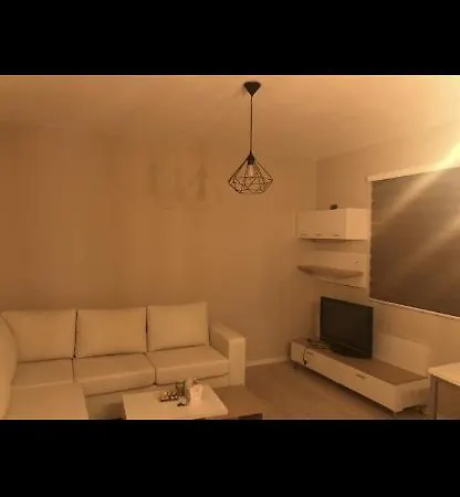 Luxury ,2 Km From Center, 3 Km From The Stadium *